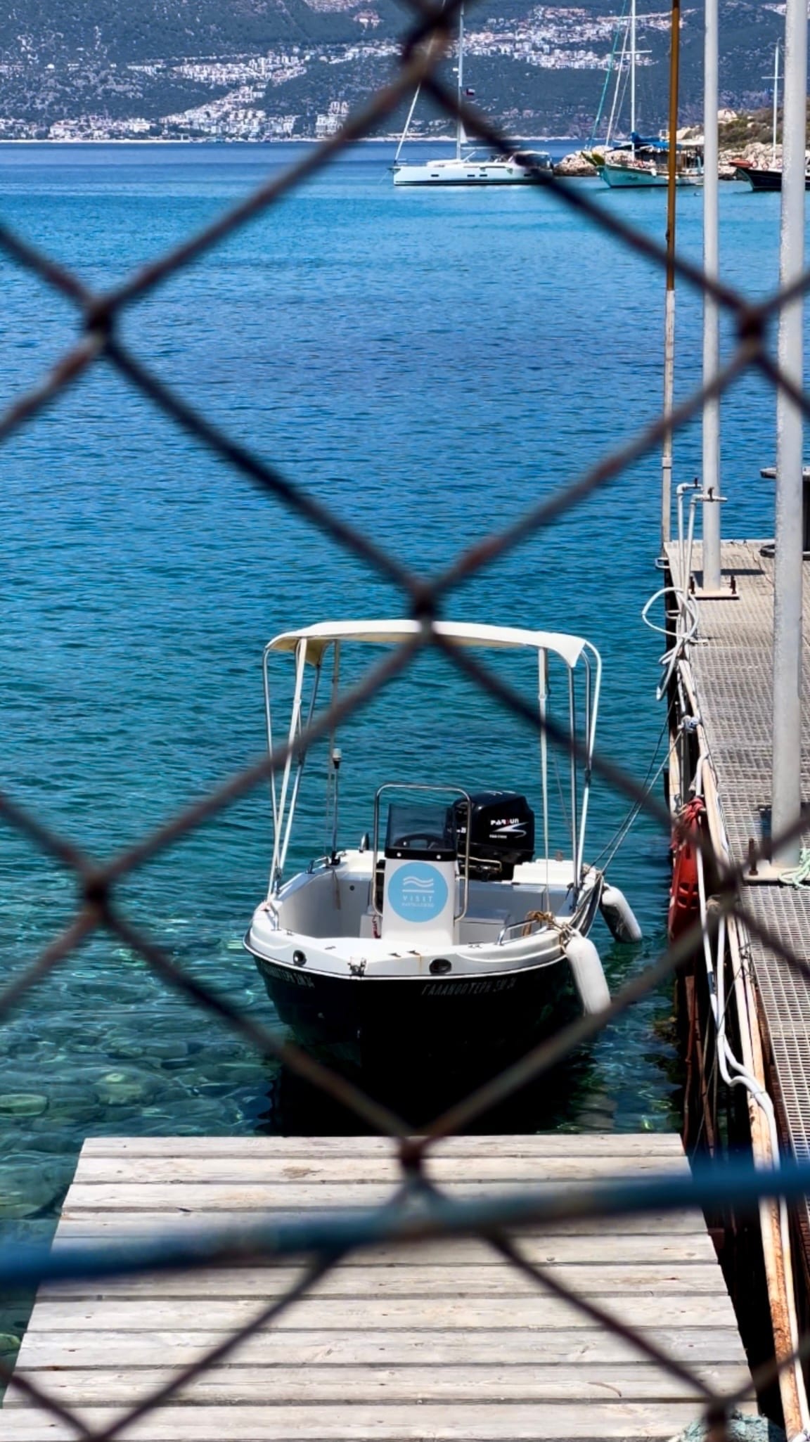 Γαλανόπτερη moored at the dock
